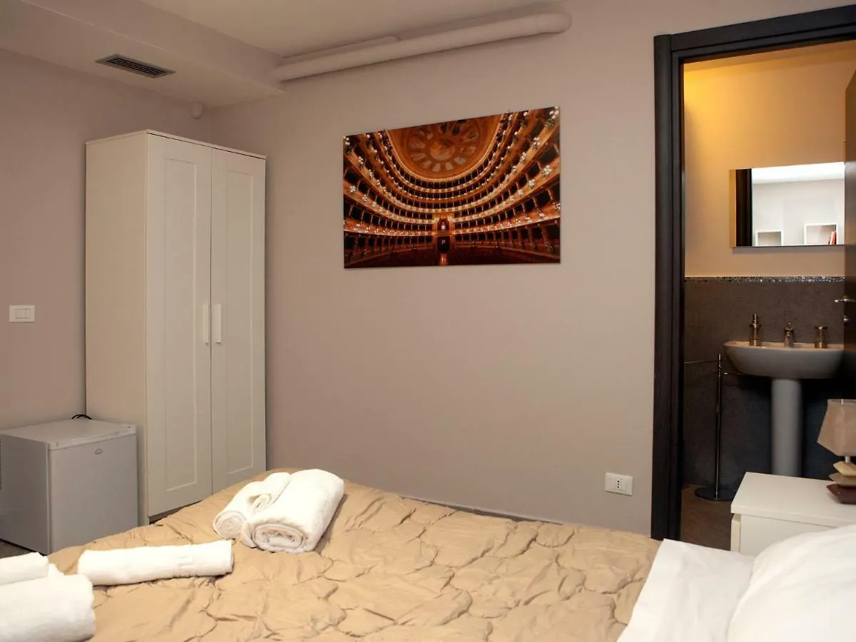 Ai Teatri Guesthouse Palermo 0*,  Italia