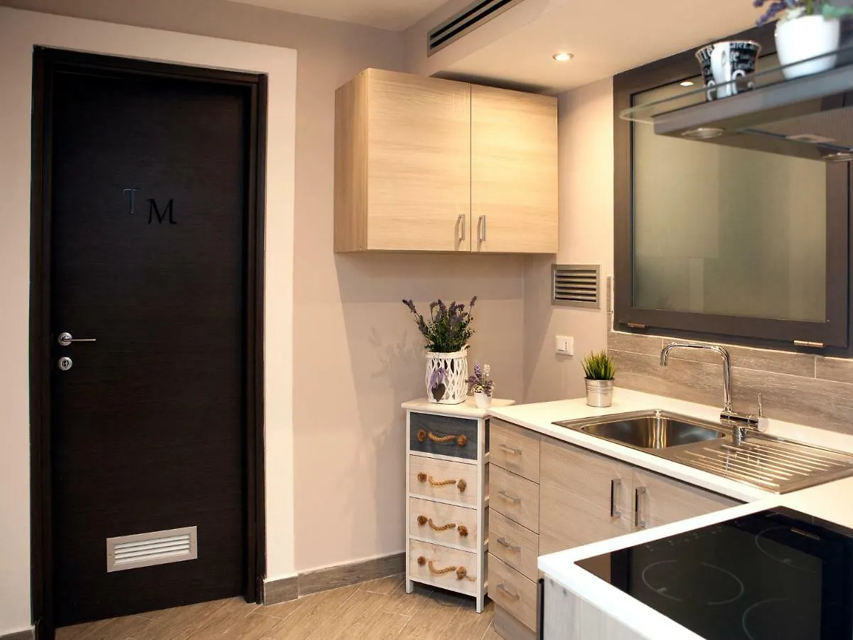 Ai Teatri Guesthouse Palermo Apartamento